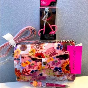 Betsey Johnson XODANI Crossbody Bag Wallet Floral Bow w/Accessories! NWT